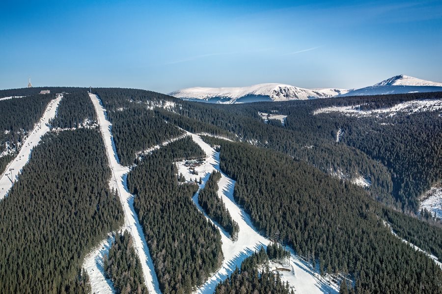 Skiresort Reuzengebergte wintersport Tsjechië